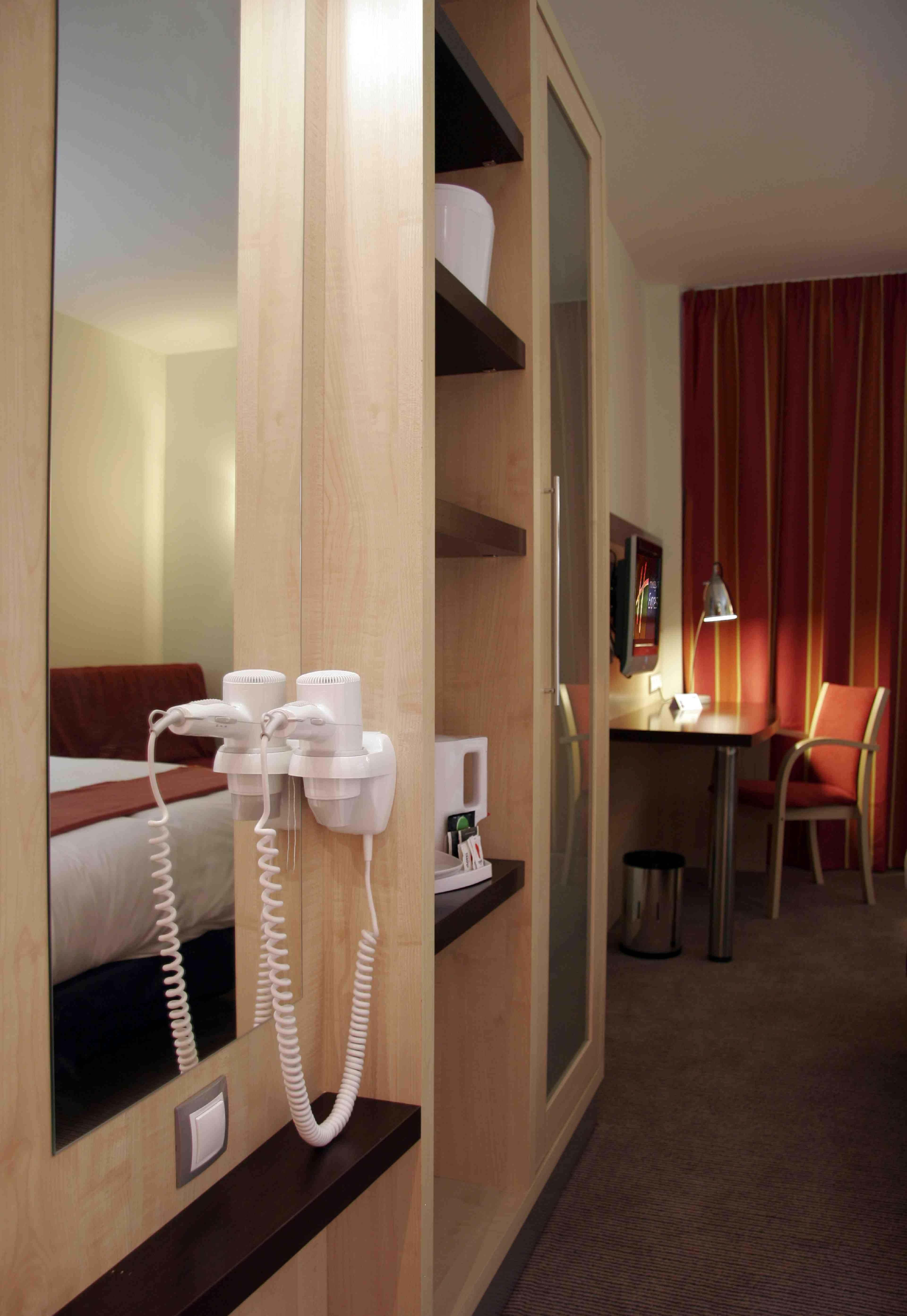 Holiday Inn Express Alcobendas By Ihg Bilik gambar