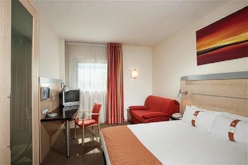 Holiday Inn Express Alcobendas By Ihg Luaran gambar