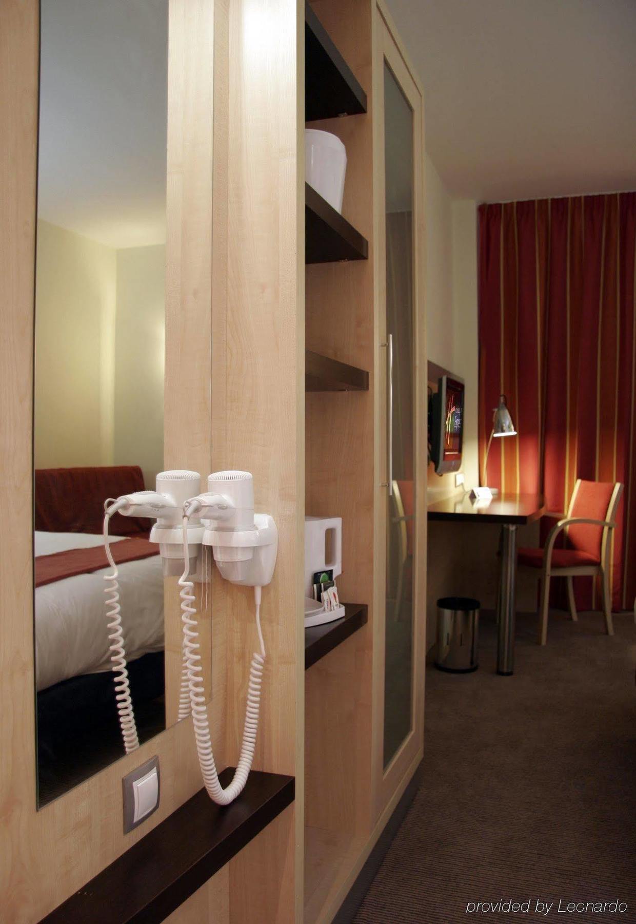 Holiday Inn Express Alcobendas By Ihg Bilik gambar