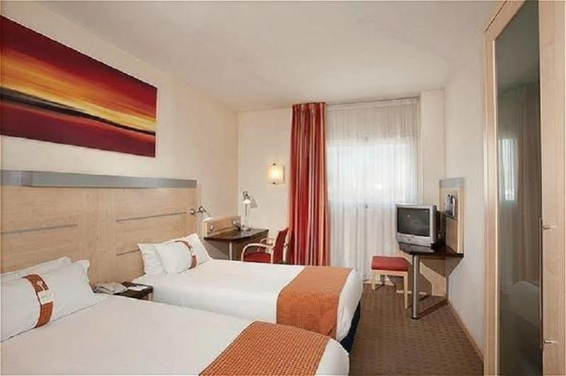 Holiday Inn Express Alcobendas By Ihg Luaran gambar